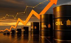 Featured image of post 油价一夜暴涨7%，为什么越省钱的人反而越慌？